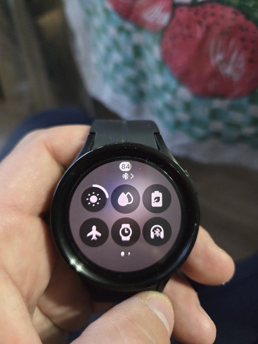 Продам смарт часы samsung watch 5 pro