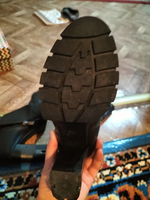 Продам сапоги женские