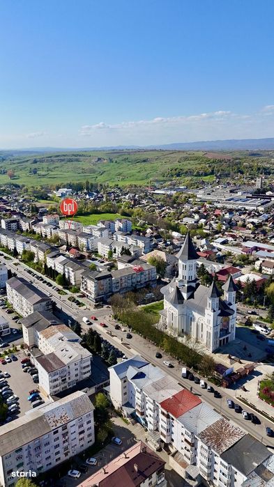 SE VINDE Apartament pe 2nivele situat central in Falticeni, jud. SV