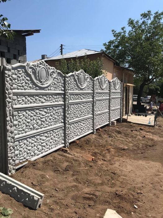 Garduri beton armat