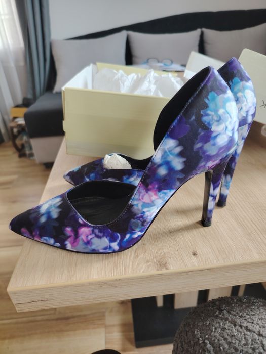 Обувки нови от Англия