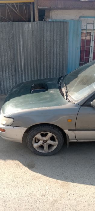 Продам Toyota corolla девяносто третьего года