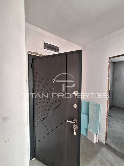 Тристаен апартамент в Бранополе