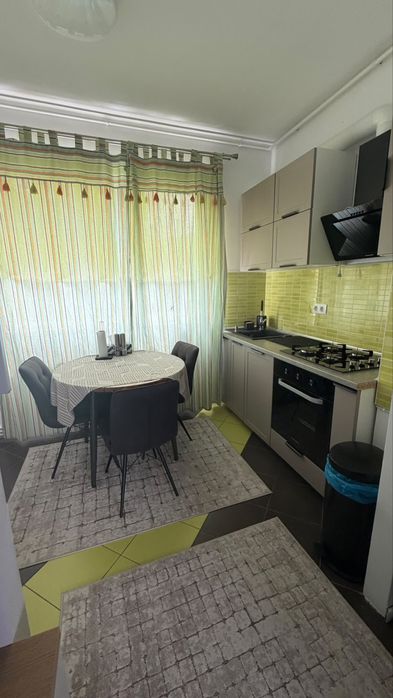 Apartament 2 Camere Decomandat - Centrul Civic