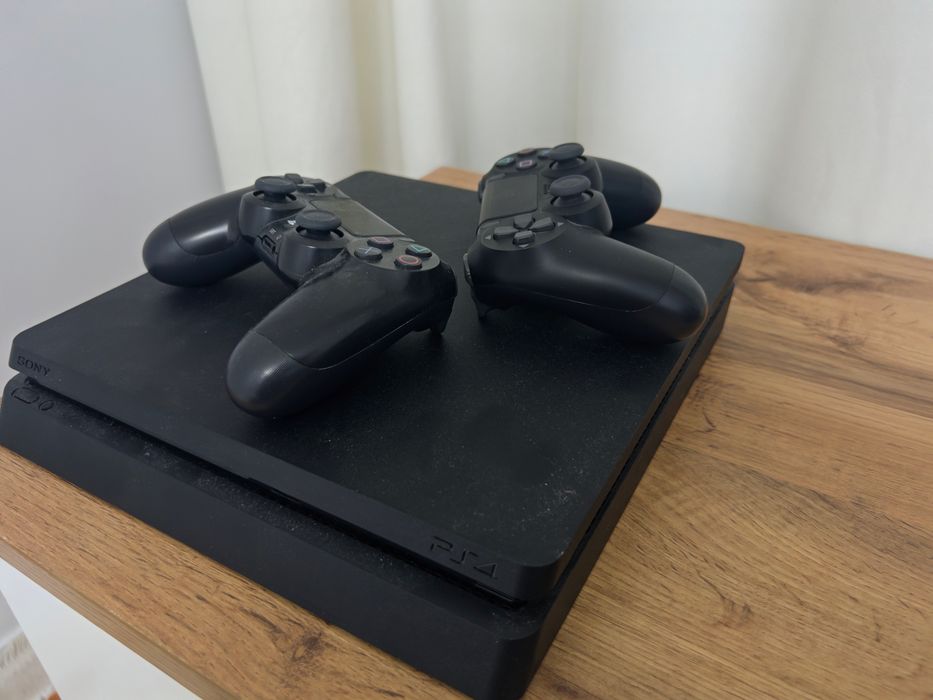 Playstation 4 Slim 2 ДЖОЙСТИКА + ИГРЫ