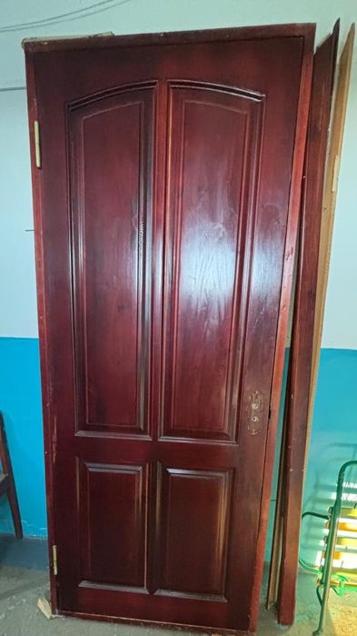 Үйдің ішкі есігін тегін беремін