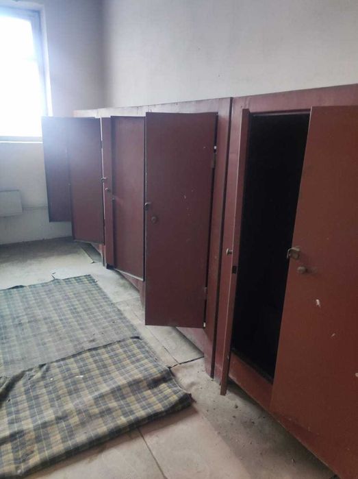 Шкаф для одежды металлический, разное