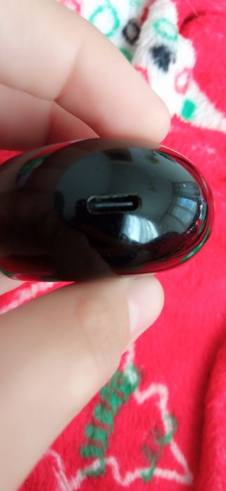 Безжични слушалки EDIFIER