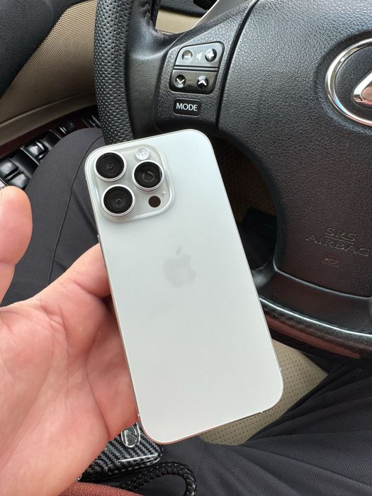 Продам iphone 16 pro