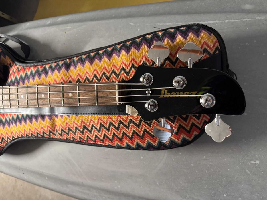 Chitara Bass Ibanez TMB30-MGR Talman Short Scale + Husa NOUA