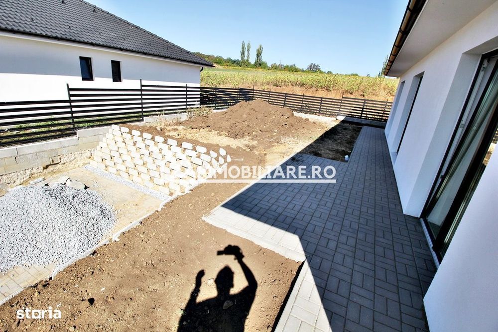 Casa 4 camere la cheie,130 mp,500 mp teren,cartier Unirii