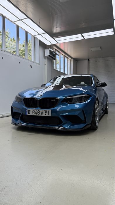 Numar magnetic cu montaj în spatele barii