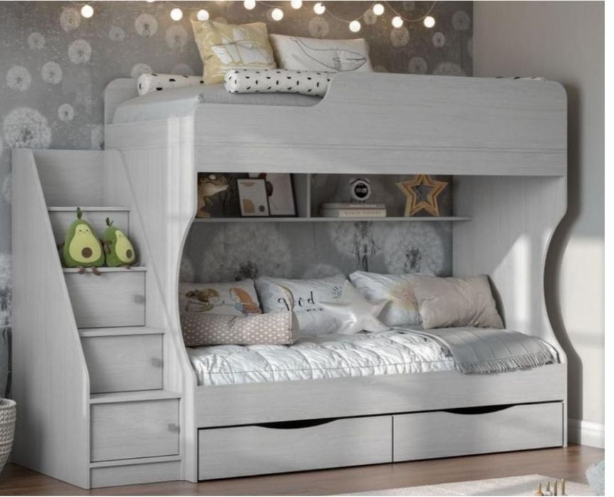 Двухьярусная кровать