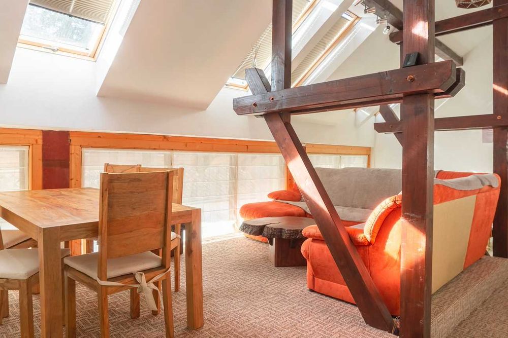 Inchiriez  camere (tip pensiune] in Cristian BV pe termen mediu -lung