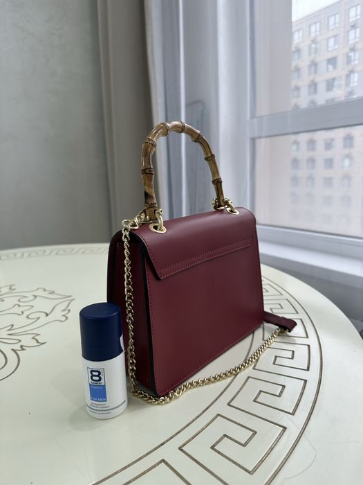 Продам итальянску сумку Uggari Milano