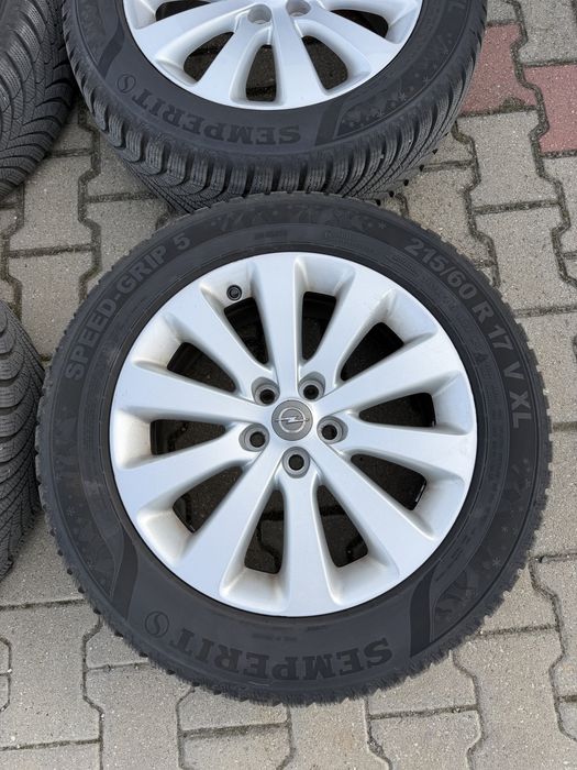 Jante Aluminiu Opel Mokka Anvelope Iarna 215 60 17