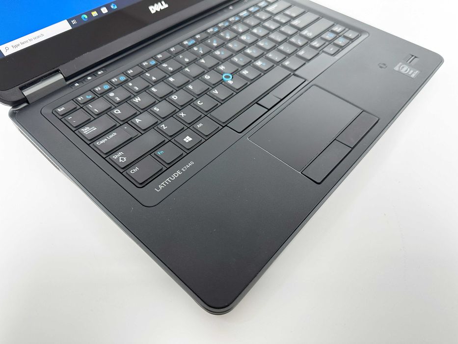 Laptop Dell Latitude Intel i7 16gb ram 512 gb ssd Ecran 14 inch Full HD Touchscreen Gama business Carcasa magneziu Factura si Garantie 1 an