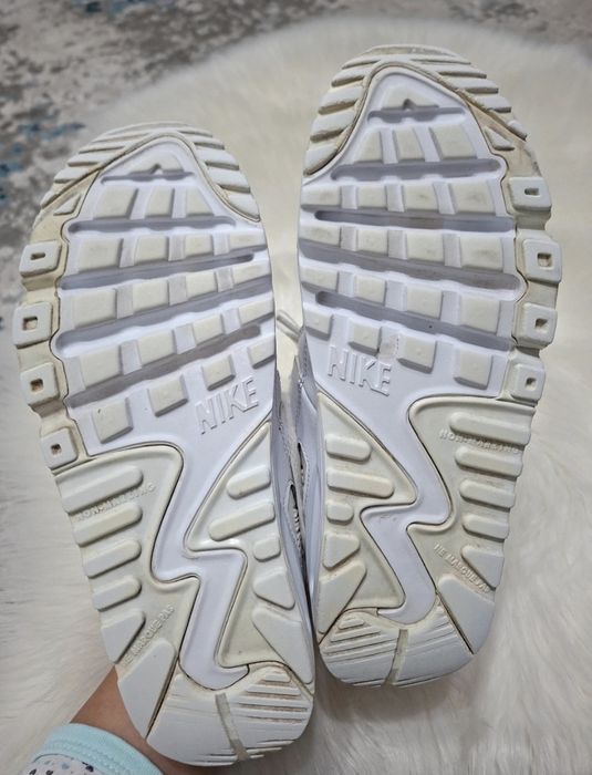 Adidași Nike AIR MAX 35.5 (22.5 CM)