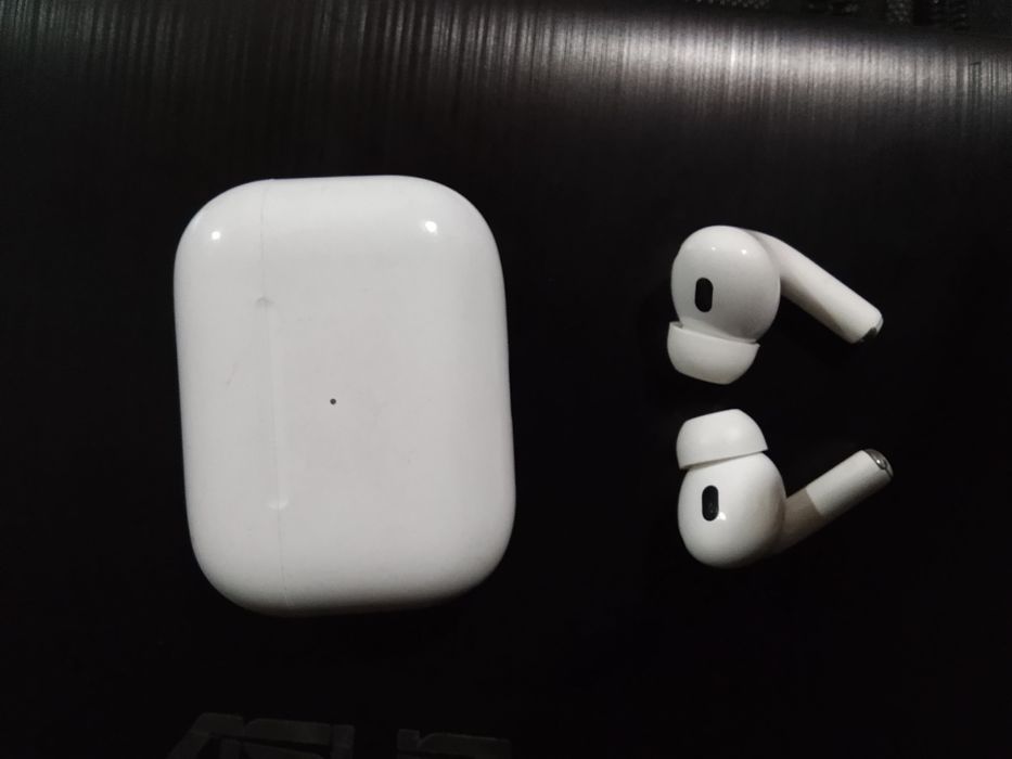 Apple AirPods Pro 2