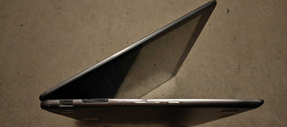 Laptop Asus Core M3 8gb ddr3 display 13,3inch