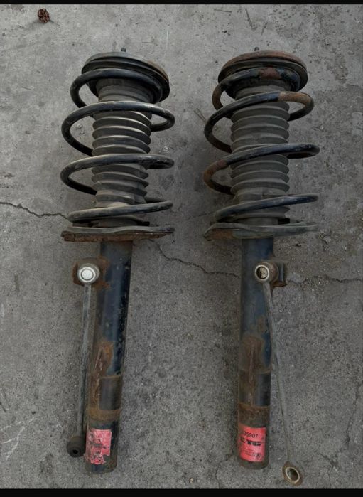 Запчасти на bmw e38