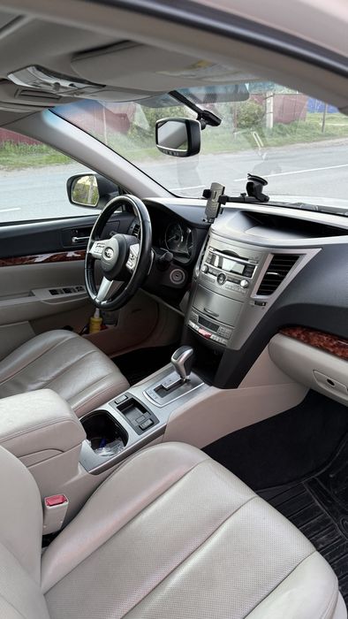 Продам авто Subaru outback