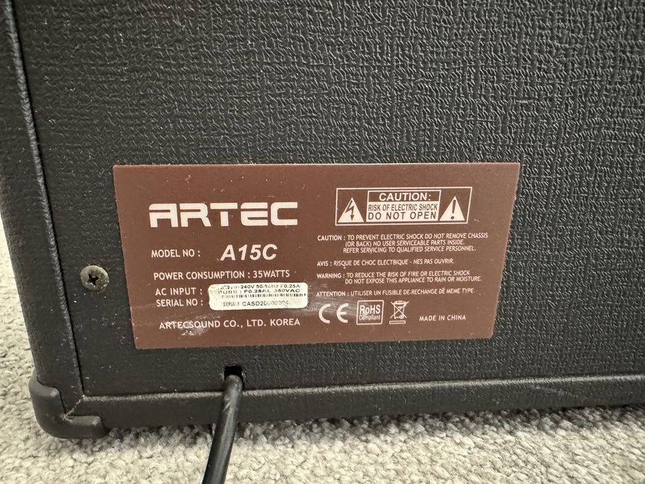Artec А15С усилвател за акустична китара