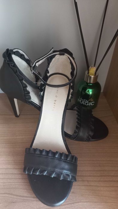 Сандал естествена кожа