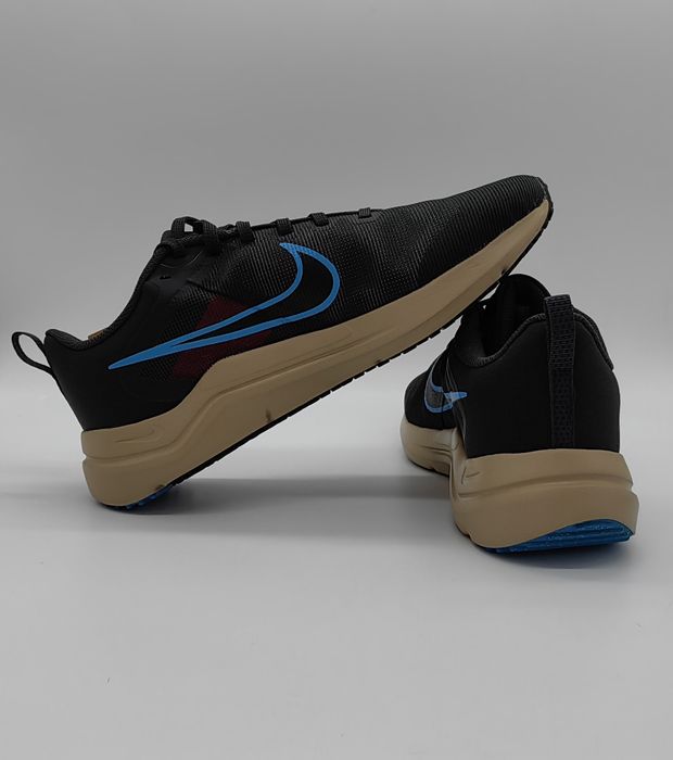 NIKE Downshifter 12