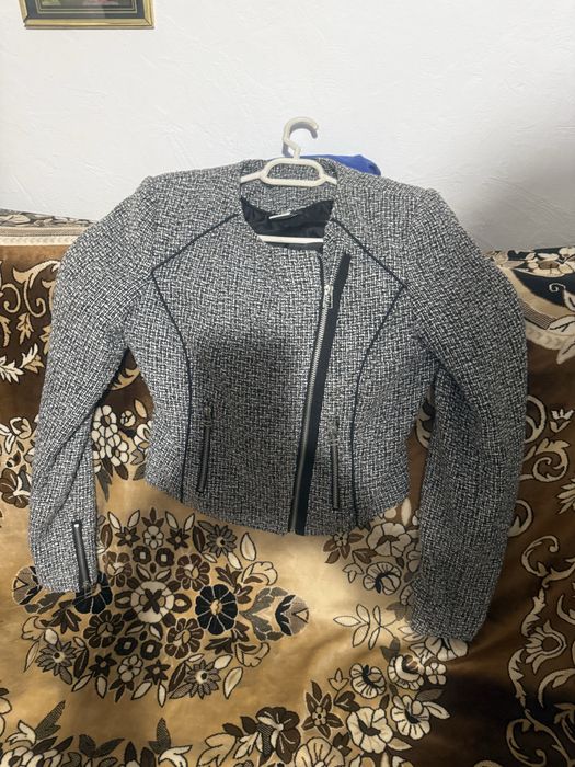 Sacou grosut,elegant si frumos!Masura S