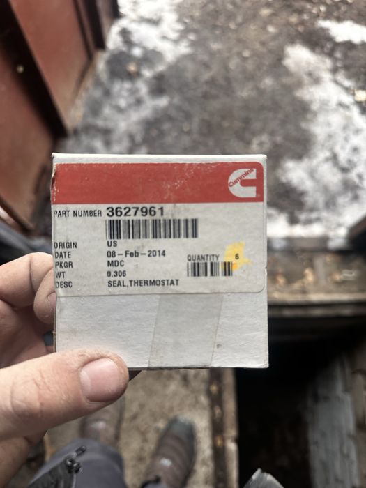 Продам cummins запчасти оригинал