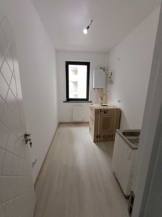 3 xonali yangi kvartira arendaga Olmos metroda