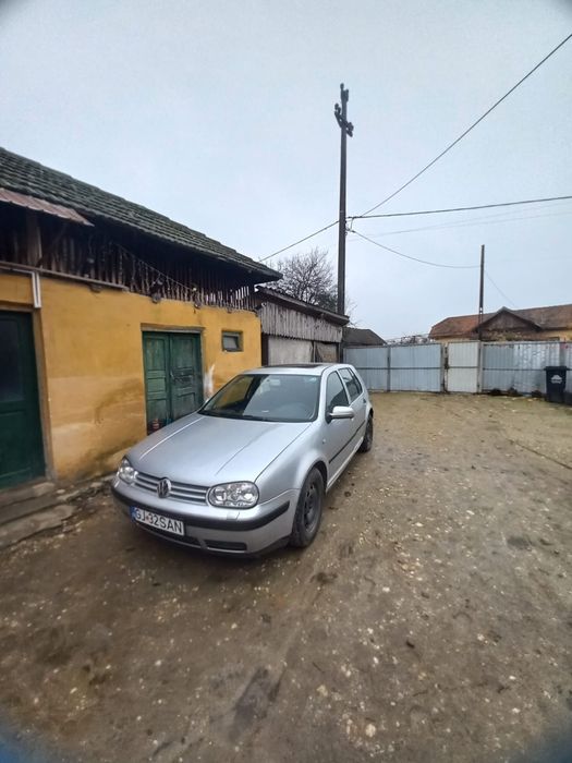 Vand golf 4 sau scimb