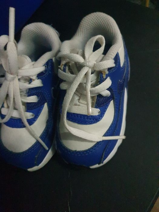 Adidași Nike de bebeluși