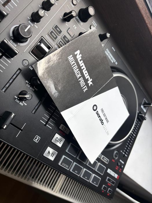 Consola DJ Numark  Mixtrack Pro Fx
