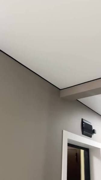 Установка натяжных потолков