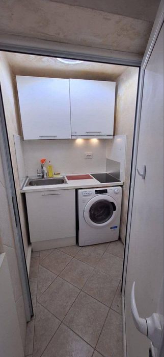 Дава се под наем Едностаен апартамент в Варна, Спортна зала - 21 кв.м за 328.95 € - Снимка #4