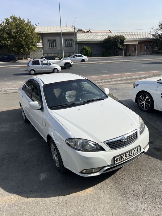Продаётся Chevrolet Gentra механика метан