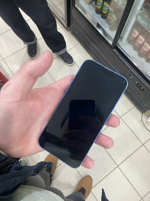 Iphone 13 синий