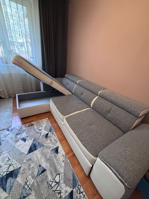 Canapea extensibila cu lada Mobexpert
