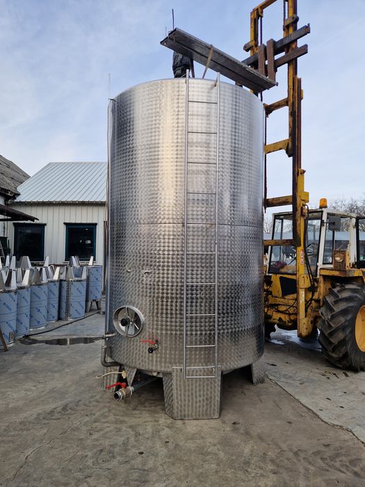 Cisternă/Butoi Inox Omogenizator agitator  10.000 litri