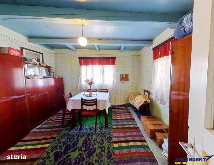 4.300 mp teren, pomicultura +casa traditionala, anexe, Craiesti, Mures