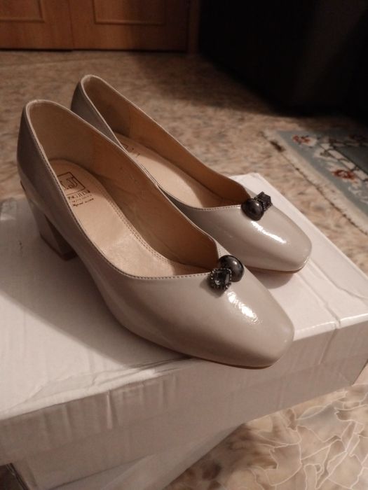 36 размер новый  очень удобно