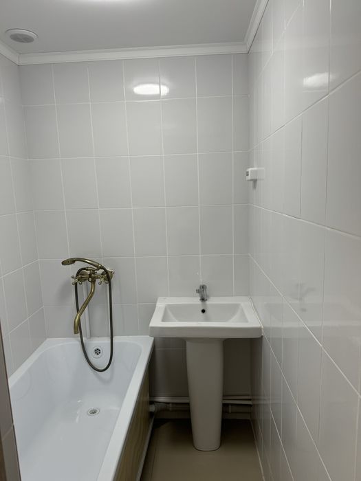 Продается 2-х комнатная квартира