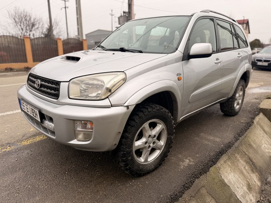 TOYOTA Rav4  2.0 D4d Off Road 4x4  jimmy vitara