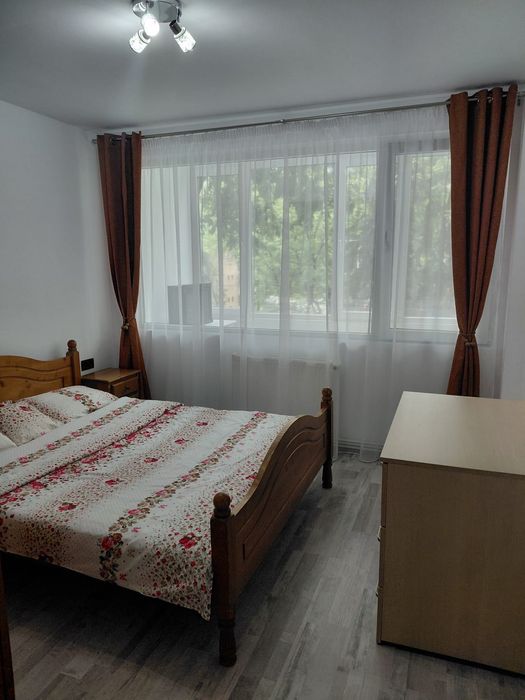 Apartament 2 camere renovat total, prima inchiriere la 5 min de UMF. - View 3