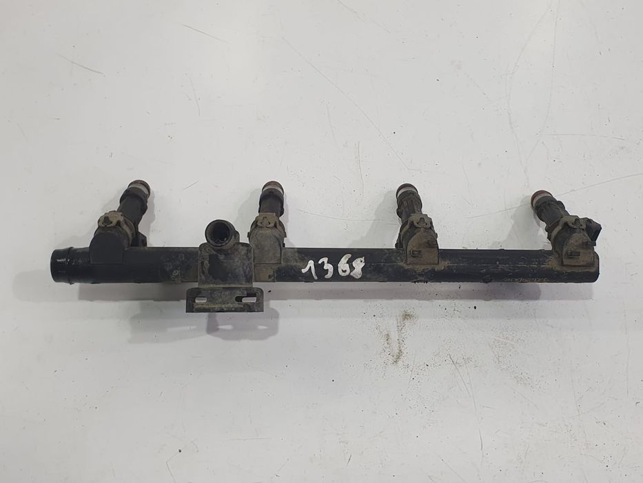 Rampa injectoare 7700274294 Dacia Logan 1 (2004 - 2008) 1.6 mpi K7M710