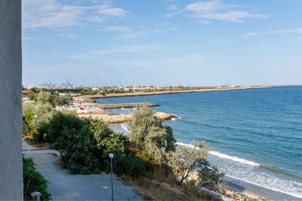 Inchirez Apartament cu vedere la mare