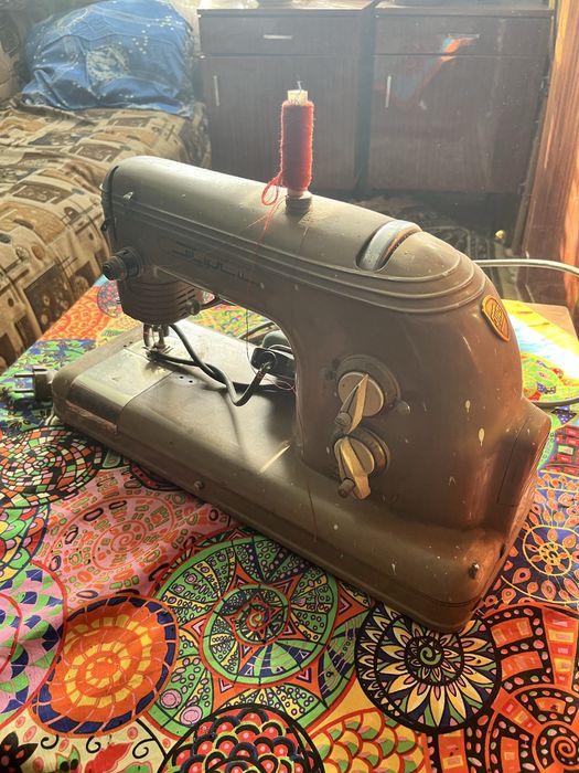 Швейная машинка производственная