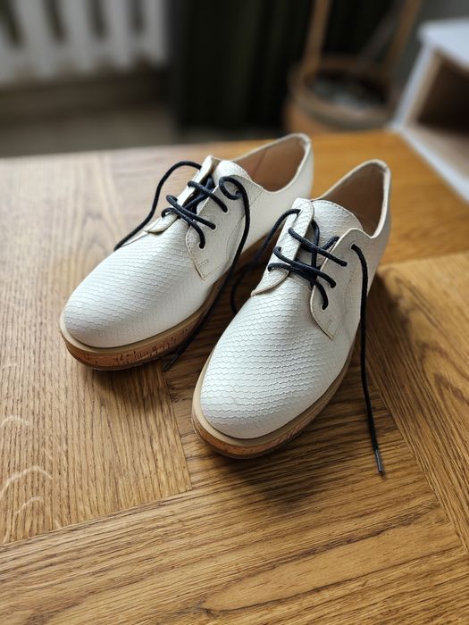 Ботинки фирмы charles&keith